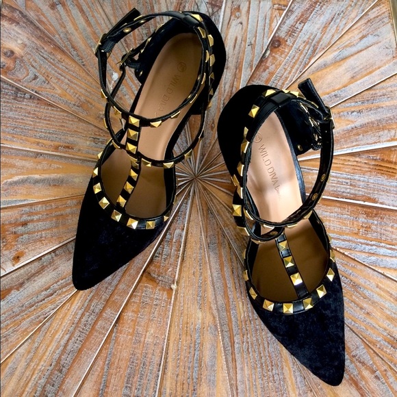 Size 10 EUC Wild Diva Studded Heels With Ankle Straps - Picture 10 of 11